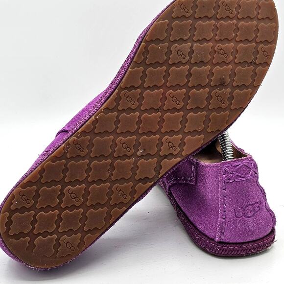 Fringe Embellished UGG Australia Purple Moccasins - Size 6 - Picture 5 of 6